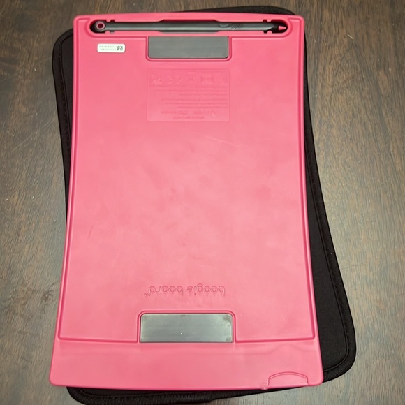 Boogie Board with pen.  Excellent condition - Picture 5 of 6